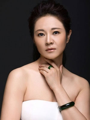 肖雨雨個人資料簡介，肖雨雨個人資料簡介，揭秘她的生活與事業(yè)之路