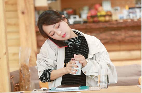 演員王珂為何不溫不火？——深度解析其演藝之路，演員王珂演藝之路解析，為何未能大紅大紫？深度探究其演藝生涯。