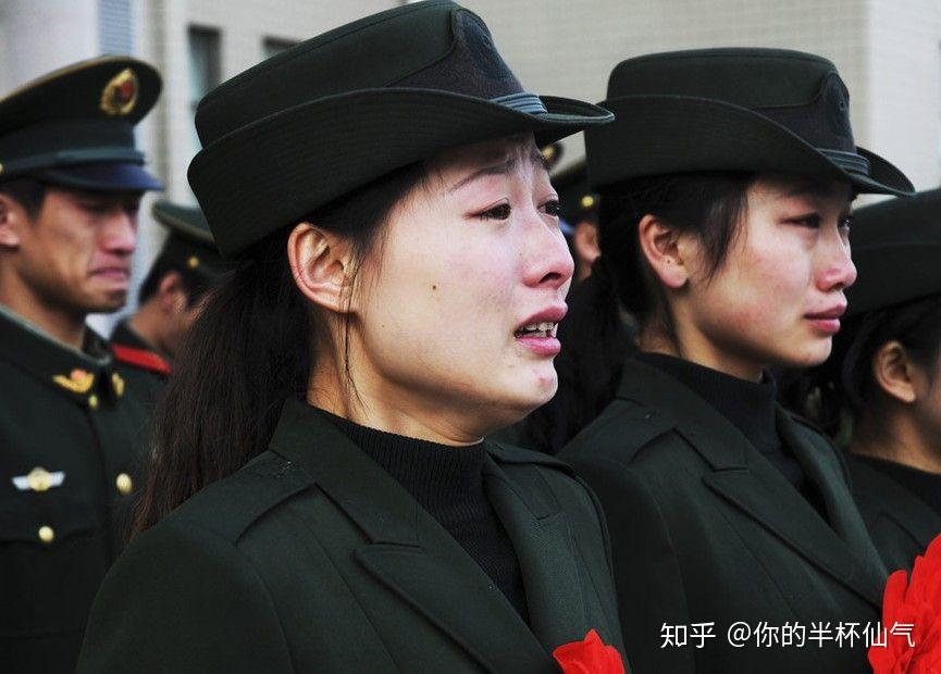 女兵義務(wù)兵兩年難熬嗎？深度解析挑戰(zhàn)與成長(zhǎng)，女兵義務(wù)兵生涯的挑戰(zhàn)與成長(zhǎng)，兩年經(jīng)歷的深度解析