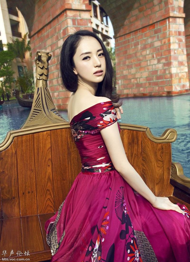 董璇個(gè)人資料和圖片簡(jiǎn)介，董璇個(gè)人資料及圖片簡(jiǎn)介