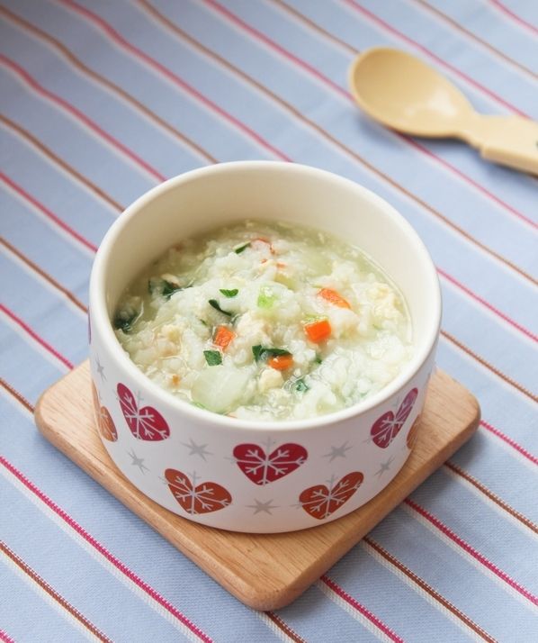 9個月寶寶輔食食譜，營養(yǎng)豐富的輔食食譜指南，9個月寶寶營養(yǎng)輔食食譜指南