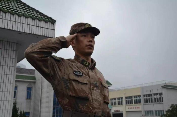 軍士長等級制度詳解，軍士長究竟分為幾級？，軍士長等級制度深度解析，軍士長究竟分為哪幾個級別？