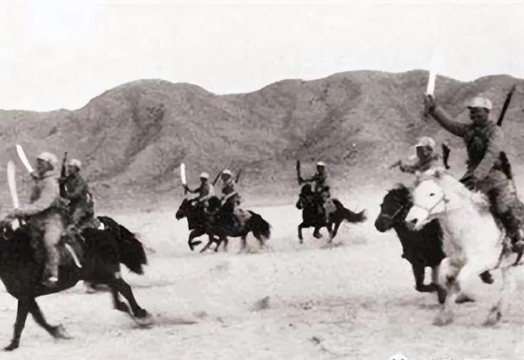 西路軍，歷史回顧與深入解析，西路軍歷史回顧與深度解析，戰(zhàn)略決策與戰(zhàn)爭影響研究