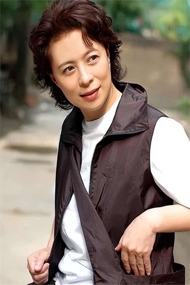 探索演員劉佳，照片背后的故事與魅力，揭秘演員劉佳，照片背后的故事與獨(dú)特魅力