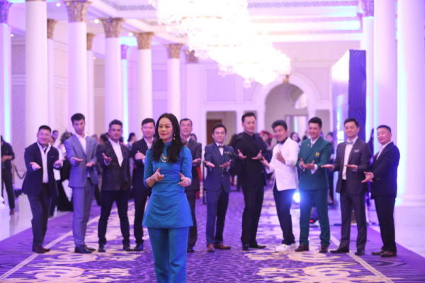 六肖期期中特一王中王，揭秘生肖運勢與成功秘訣，揭秘生肖運勢與成功秘訣，六肖期期中特一王中王的秘密探尋