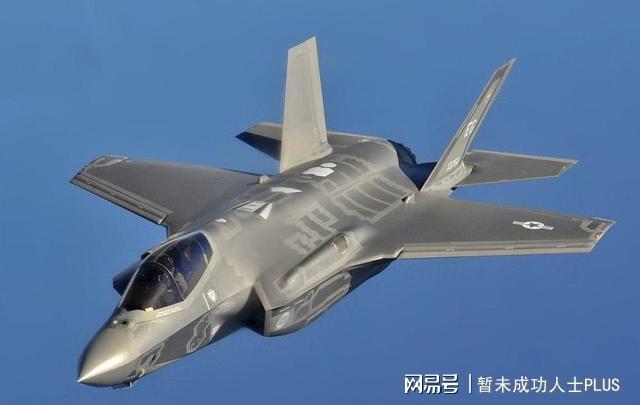 F-35與殲-20，誰(shuí)更勝一籌？深度解析兩款戰(zhàn)斗機(jī)的優(yōu)劣對(duì)比，F(xiàn)-35與殲-20優(yōu)劣對(duì)比，深度解析兩款戰(zhàn)斗機(jī)的性能與特點(diǎn)對(duì)比解析