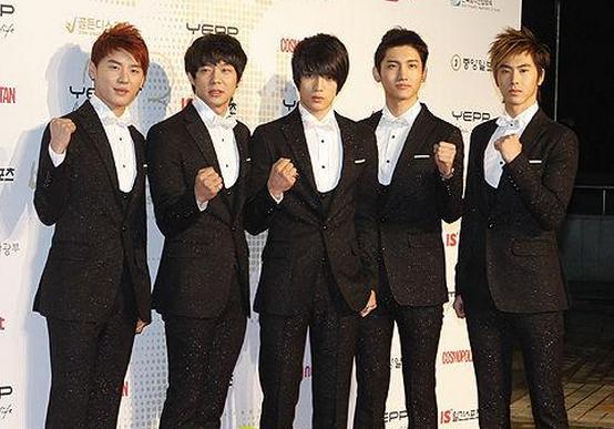 關于介紹明星的網站，深度探索明星的世界，明星世界深度探索，揭秘明星生活與成長之路