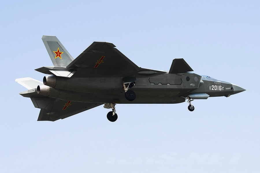 殲-20戰(zhàn)斗機有多少架，揭秘中國空軍最新隱身戰(zhàn)機的數(shù)量與實力，揭秘中國空軍殲-20隱身戰(zhàn)機數(shù)量與實力，實力究竟如何？