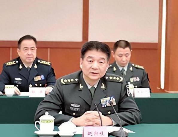 上將轉(zhuǎn)業(yè)到公安局的級別解讀，上將轉(zhuǎn)業(yè)到公安局的級別解讀，揭秘轉(zhuǎn)業(yè)后的職位變遷與職責(zé)定位