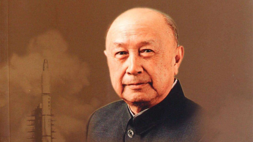 錢學(xué)森的故事簡介，一位偉大的科學(xué)家的人生軌跡，錢學(xué)森，偉大科學(xué)家的輝煌人生軌跡簡介