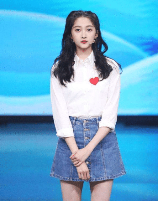 關(guān)曉彤體重，健康與美麗的平衡藝術(shù)，關(guān)曉彤體重，健康與美麗的平衡之道