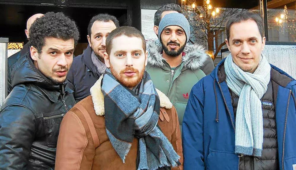 青少年熬夜多久會猝死，探究背后的真相與風(fēng)險(xiǎn)，探究青少年熬夜與猝死的真相與風(fēng)險(xiǎn)，多久會致命？