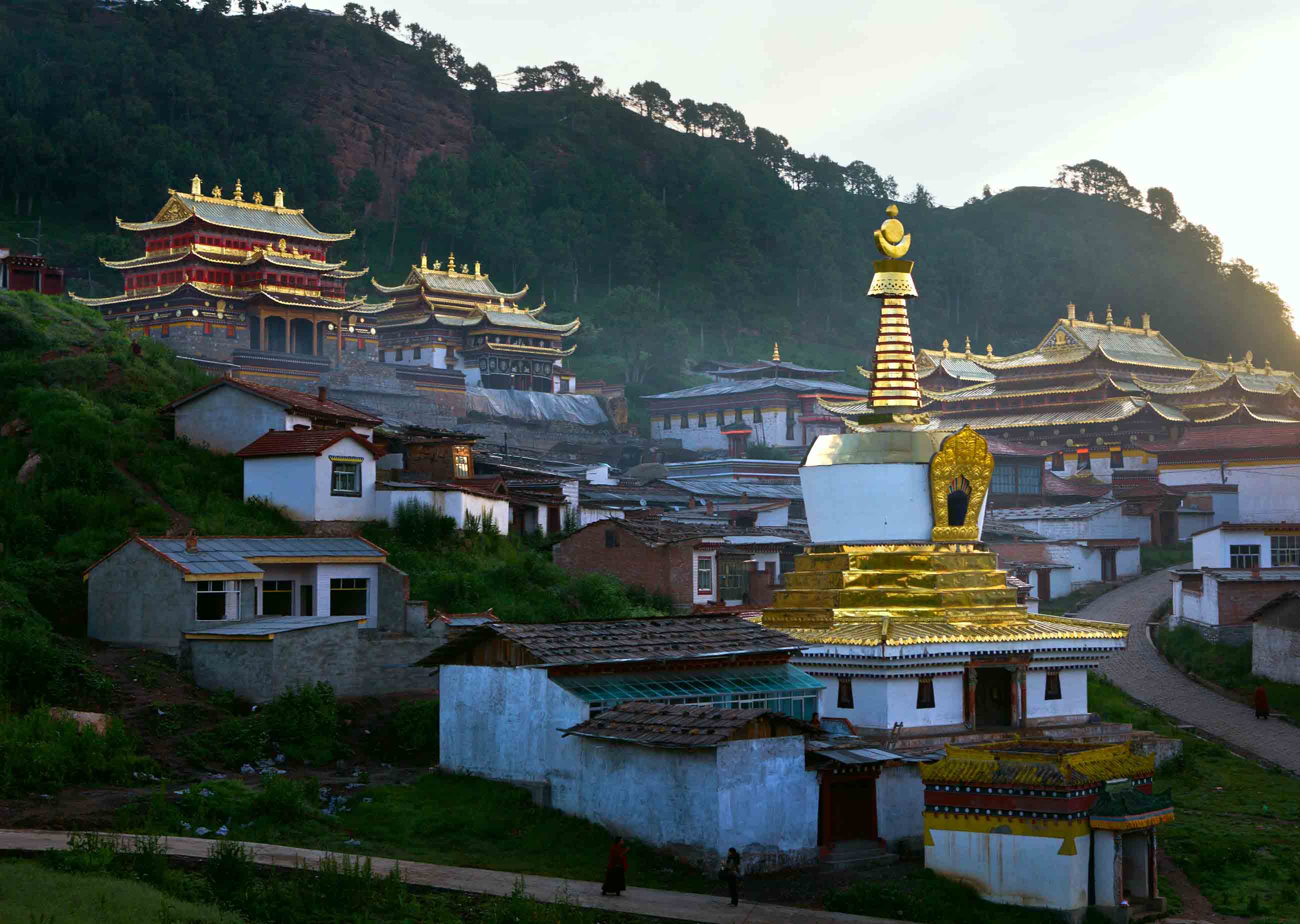 郎木寺簡(jiǎn)介——探尋神秘佛教圣地的歷史與文化底蘊(yùn)，郎木寺探秘，歷史底蘊(yùn)與神秘佛教文化之旅